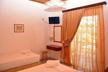 Digenis Rooms Lygia  Buitenkant foto